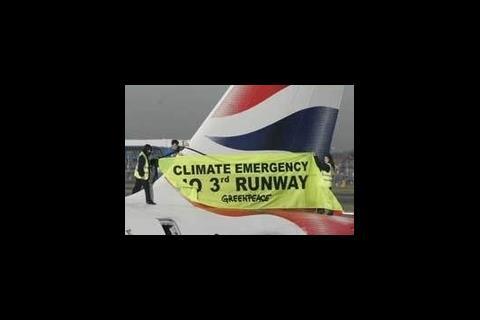 Greenpeace's 3rd runway protest at Heathrow